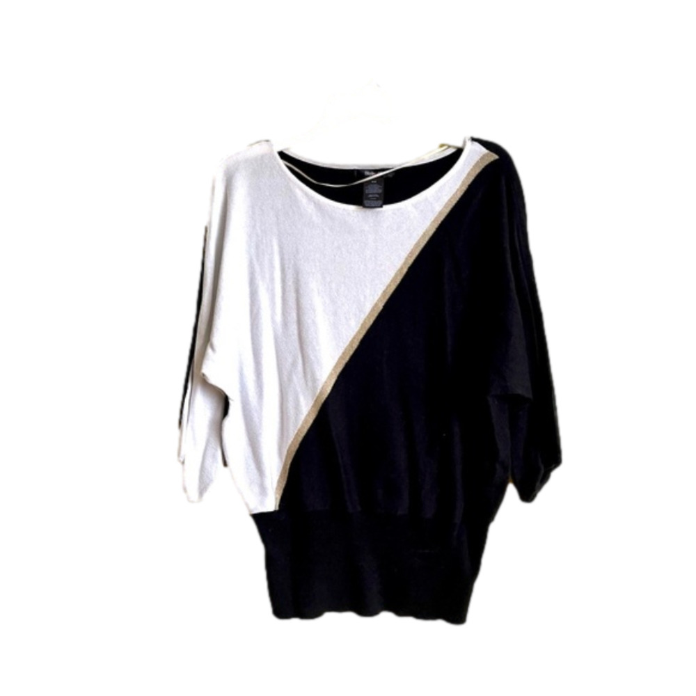Beautiful black and white top from Style & Co!